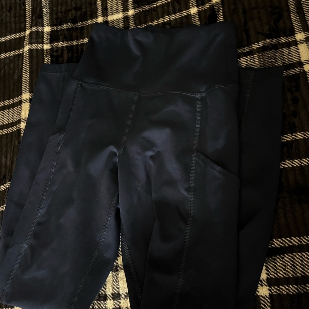 American Eagle leggings, navy blue with pockets size extra small